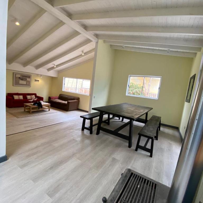 Casa Ferrari pichilemu - Five-Bedroom House - 8