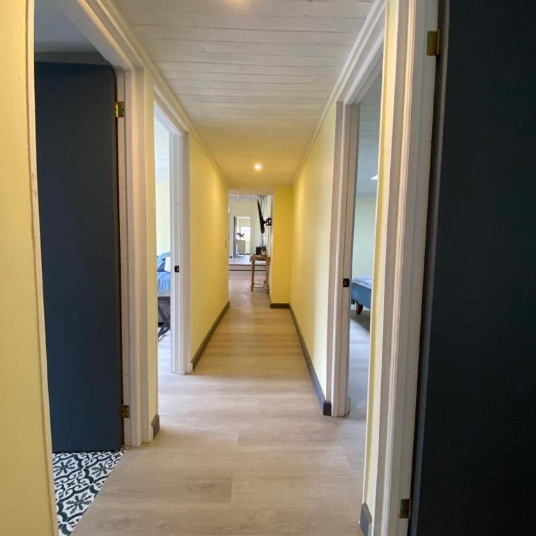 Casa Ferrari pichilemu - Five-Bedroom House - 15