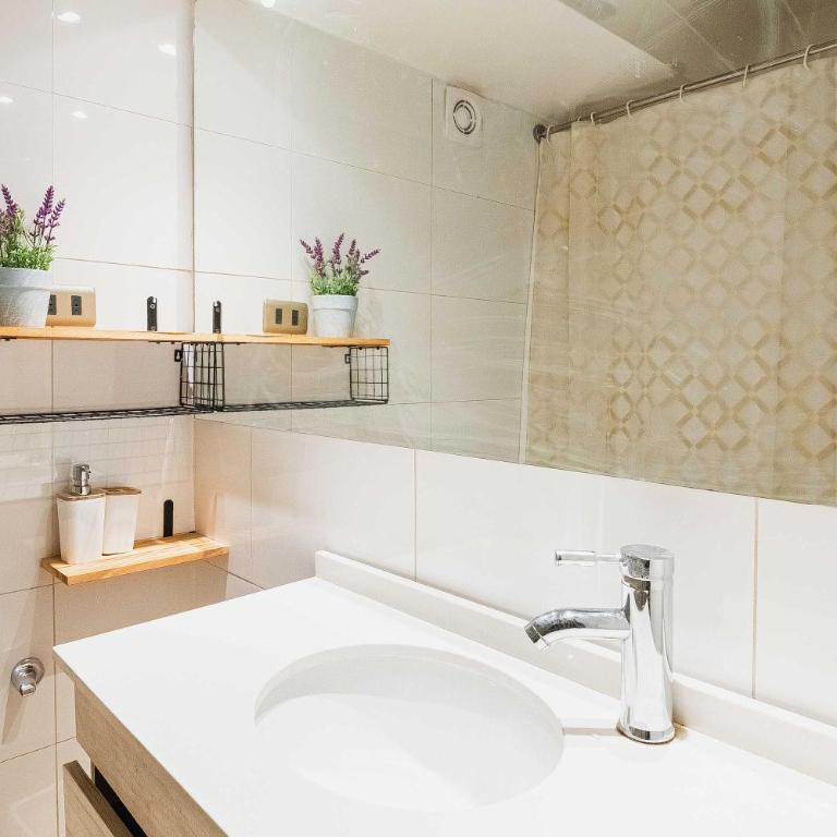 HOM I EscuelaMilitar I AA I Las Condes I 2D2B 4PAX - Apartment - 47