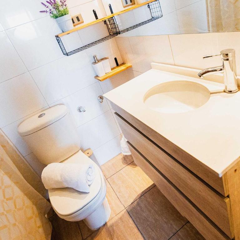 HOM I EscuelaMilitar I AA I Las Condes I 2D2B 4PAX - Apartment - 51