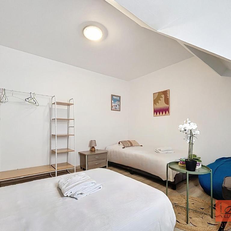 La Canopée - Five-Bedroom House - 15
