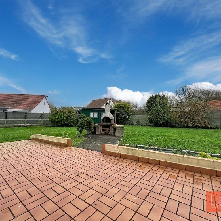 La Canopée - Five-Bedroom House - 31