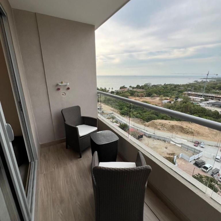 Apartamento frente al mar- edificio santa marina - One-Bedroom Apartment with Sea View and Balcony - 6