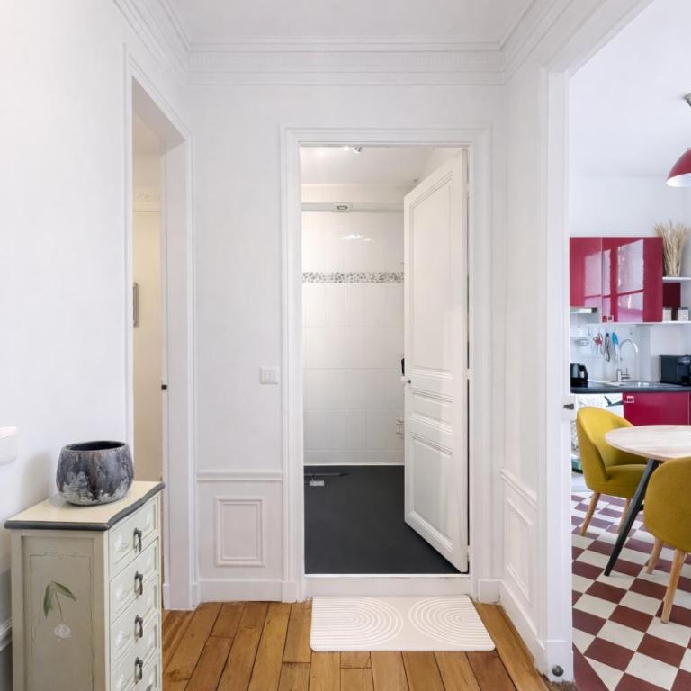 Cœur du Marais - Two-Bedroom Apartment - 25
