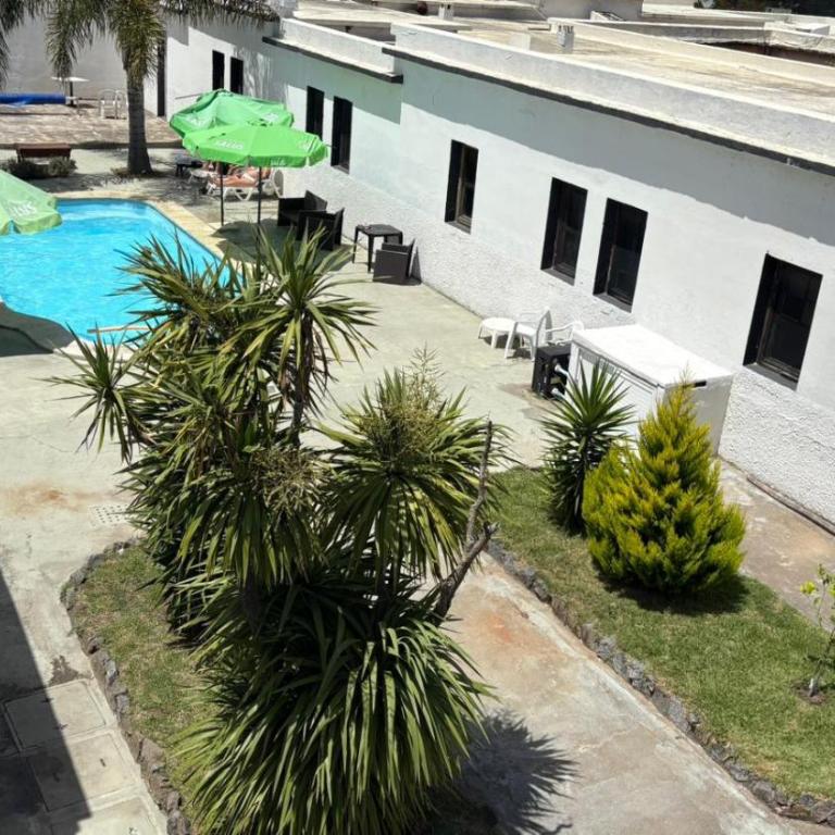 Piriápolis Hostel & suites - Habitación Doble Económica - 2 camas - 9