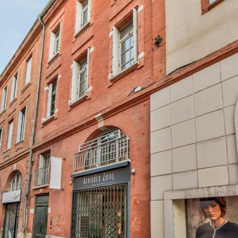 Duplex Tolosa - Pont-Neuf, Dôme de la Grave, 2 BDRs 85m2, AC, Free private car park 200m away - T3 85m2 avec clim, parking couvert gratuit à 200m - Two-Bedroom Apartment - 22