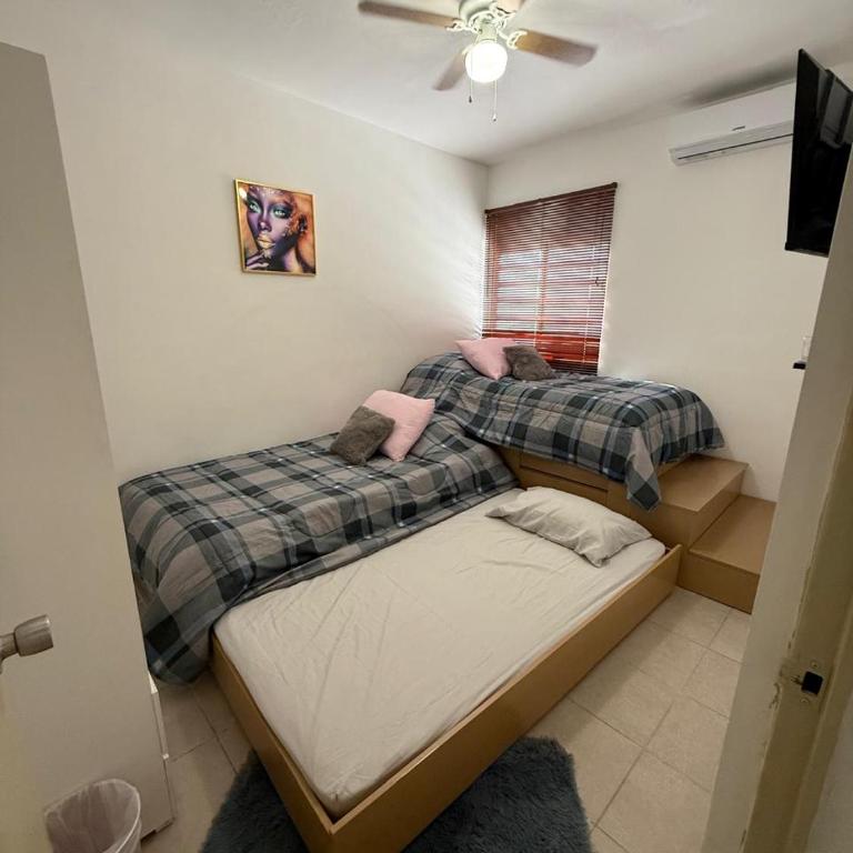 House near the airport and industrial parks - Three-Bedroom Apartment - 25