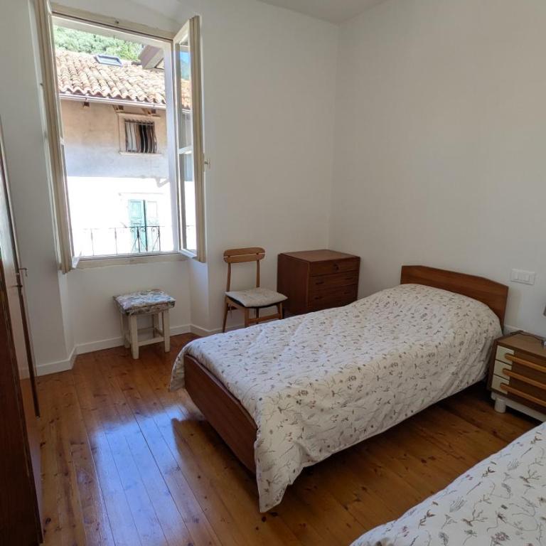 Casa zia Lina - Two-Bedroom Apartment with View - 26