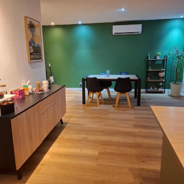 Green Vibes haut de maison de 75m2 - Maison 2 Chambres - 4