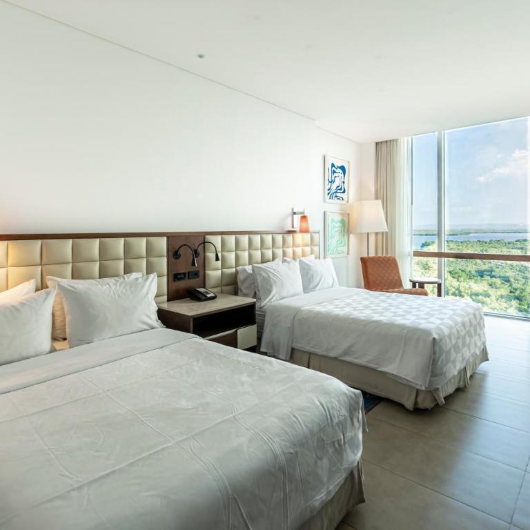 Holiday Inn Cartagena Morros by IHG - Deluxe Double Room with Two Double Beds - 3
