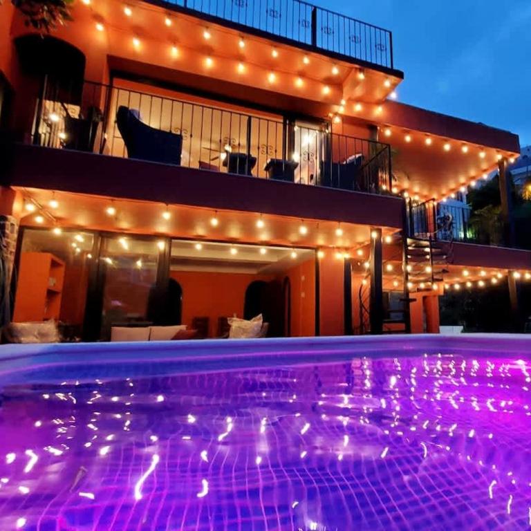 Las Brisas Central 3BR Ocean View Retreat with Heated Pool - Apartamento de 3 dormitorios con balcón - 17