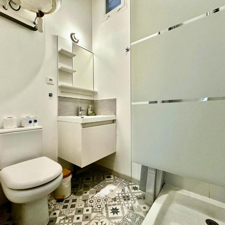 Maisonnette avec climatisation et cour - ménage et linge inclus - Maison 1 Chambre - 2