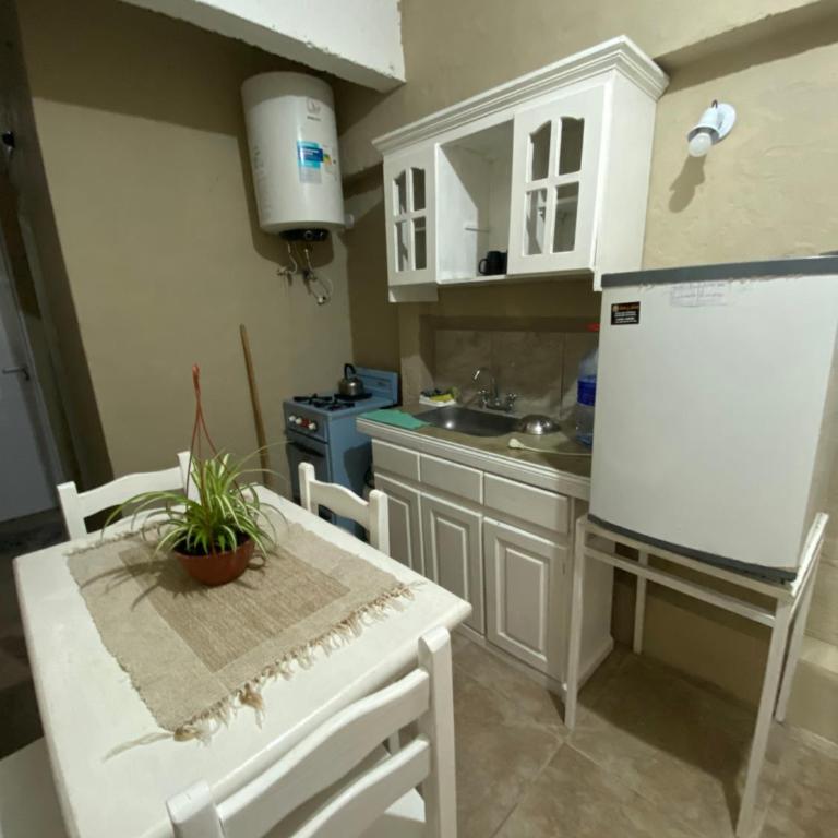 Departamentos Albemar - One-Bedroom Apartment - 1