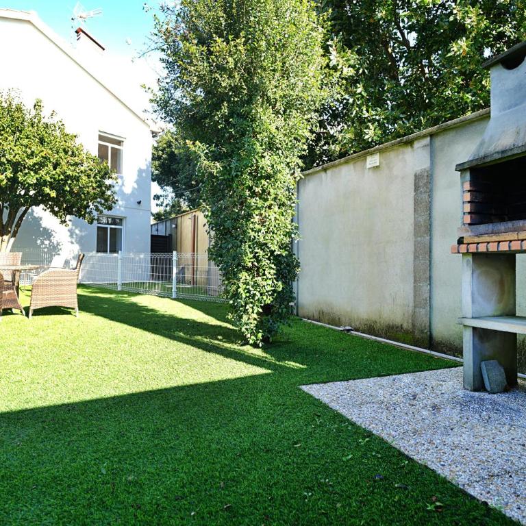GALIHOST - Apartamentos con jardín en el centro de Sanxenxo - Apartamento de 4 habitaciones - 6