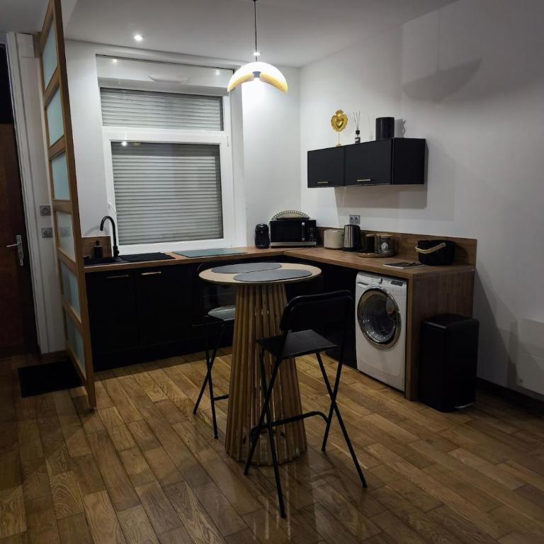 Loveroom LovaLova - One-Bedroom Apartment - 12