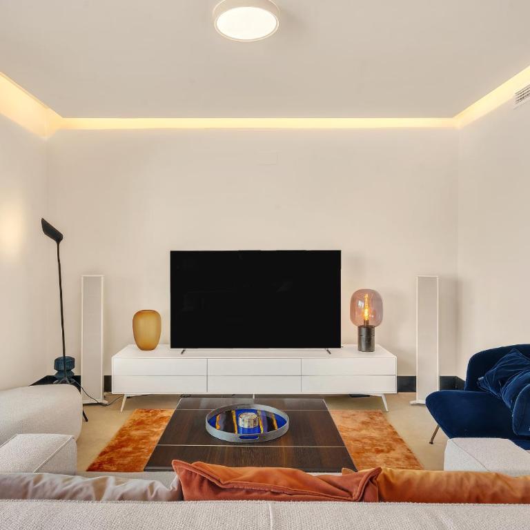 Marbella Lake - 3 Bedroom Luxury Apartment by Finest Rentals - Apartamento con vistas al lago - 2