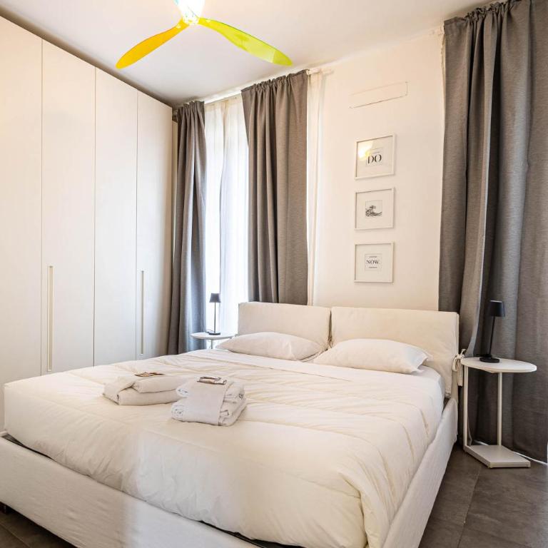 Large and bright, a stone's throw from Trastevere - Two-Bedroom Apartment - 5