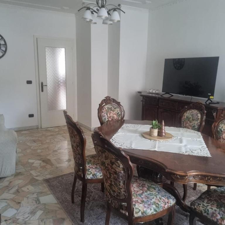 Casa Retrò - Appartamento con 2 Camere da Letto - 24