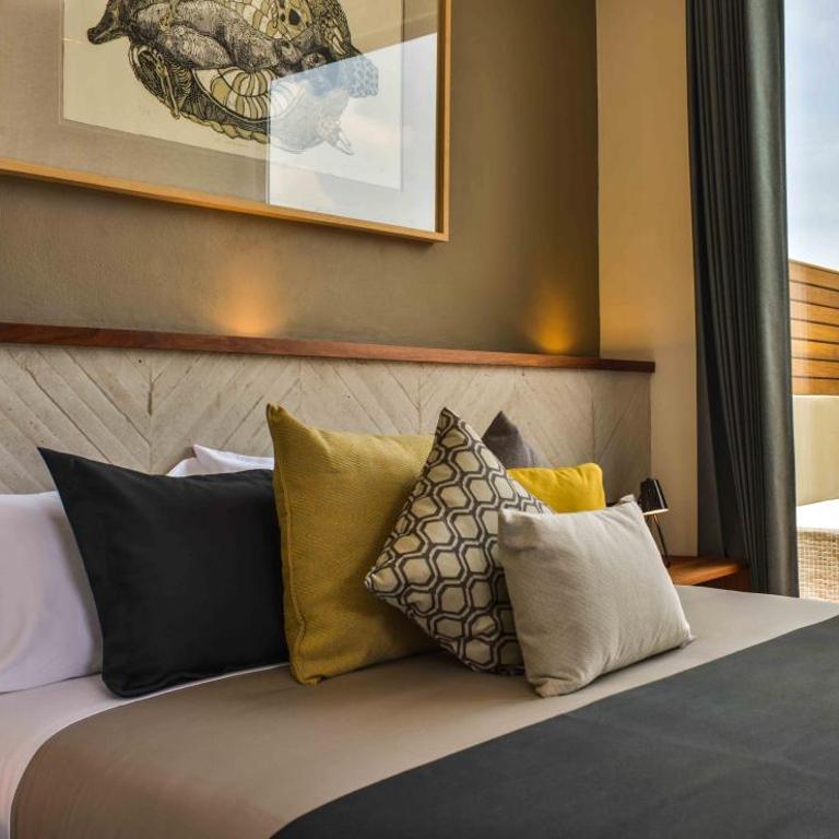 Hotel Criol - Suite with Hot Tub - 10