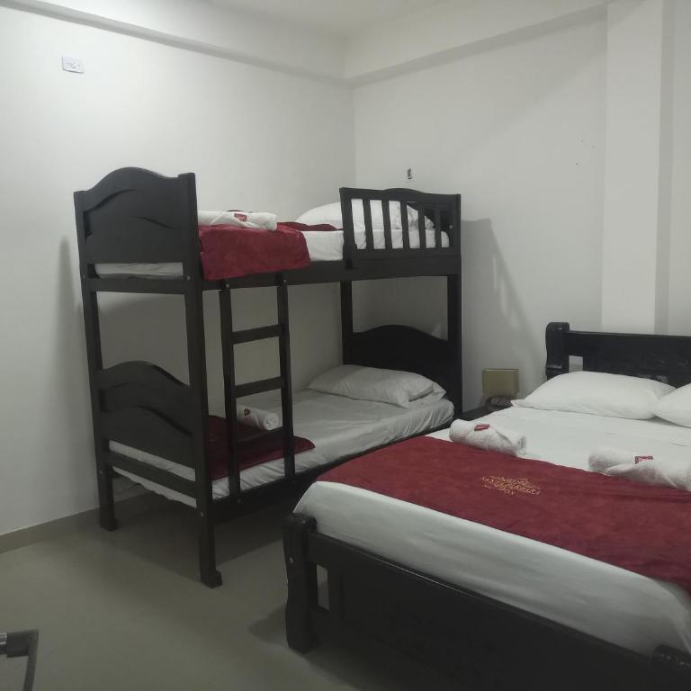 Hotel Santa Bárbara Mompox Cuadruple - Habitación Cuádruple Estándar - 2