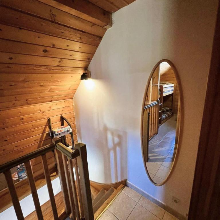 Triplex 6 personnes Chalet au pied des pistes - Appartement 3 Chambres - 26