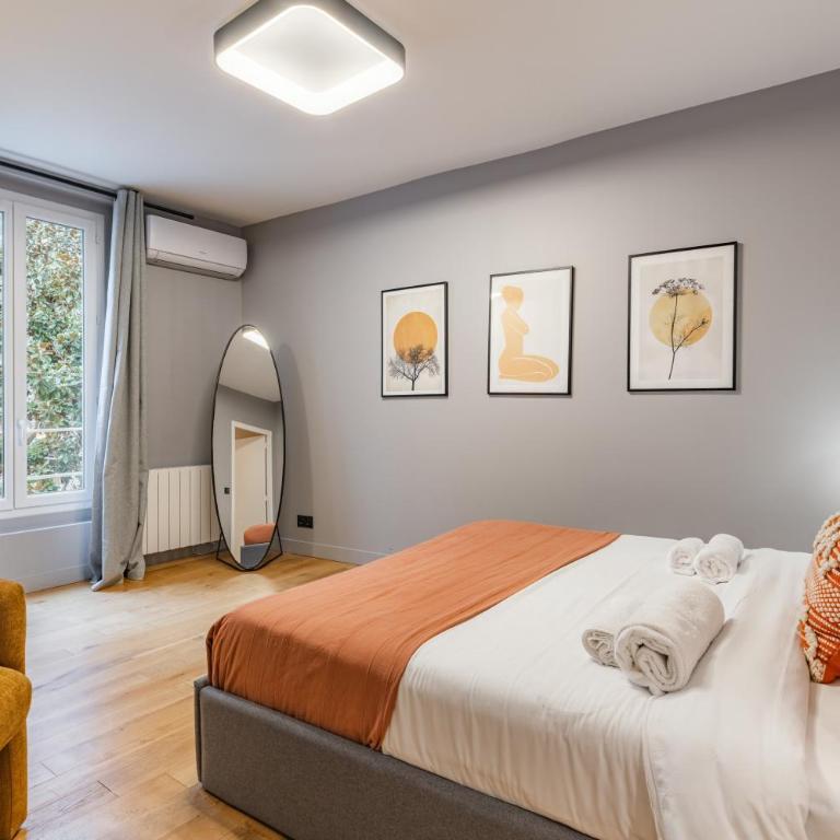 Exceptional triplex with 6 bedrooms & air conditioning - Appartement - 5
