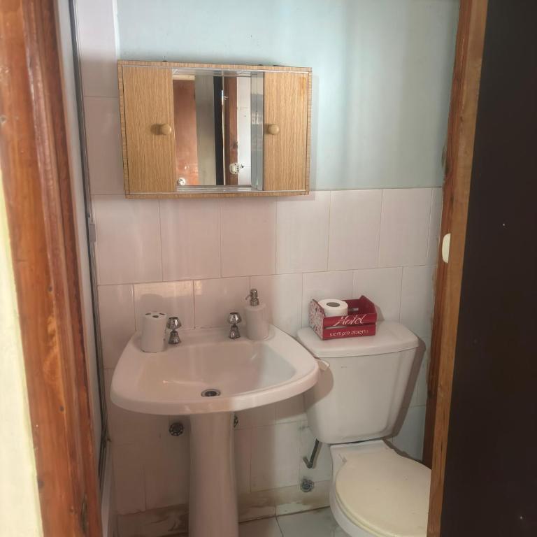 Hostal Pichilemu Travel - Triple Room - 4