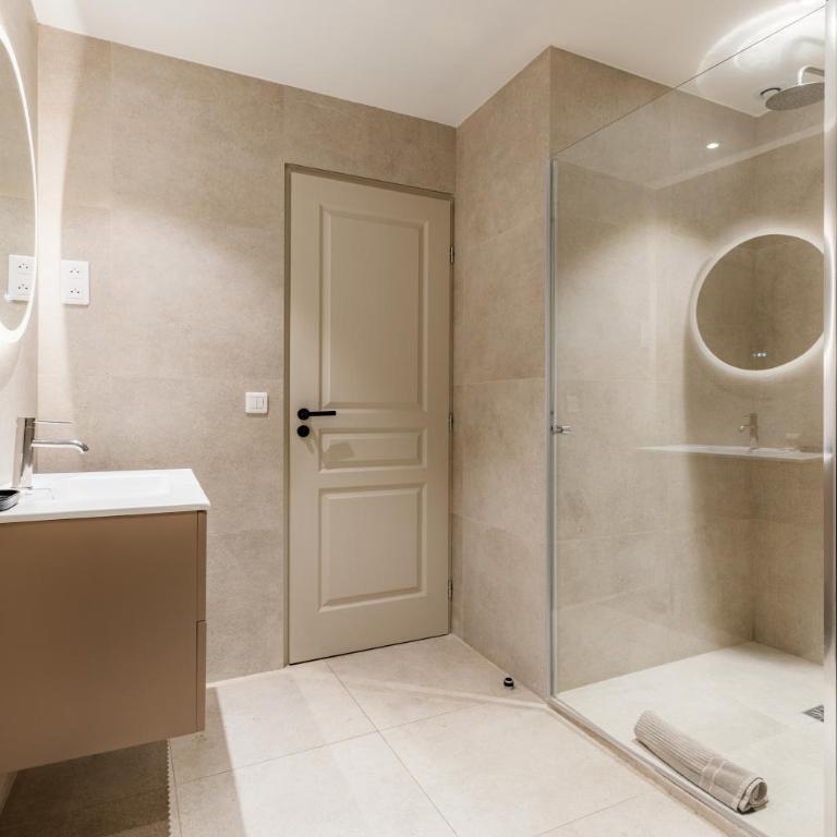 Luxury Grand Air-conditioned Apartment in the Heart of Paris - Appartement 4 Chambres - 32