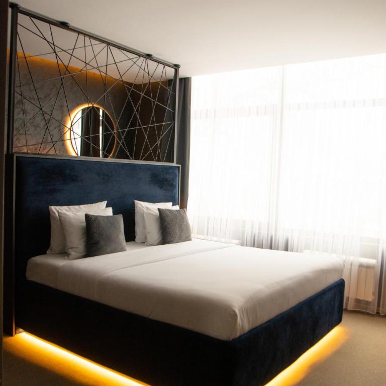 Olivia Rooms - Deluks Dvokrevetna Soba sa Bračnim Krevetom - 1