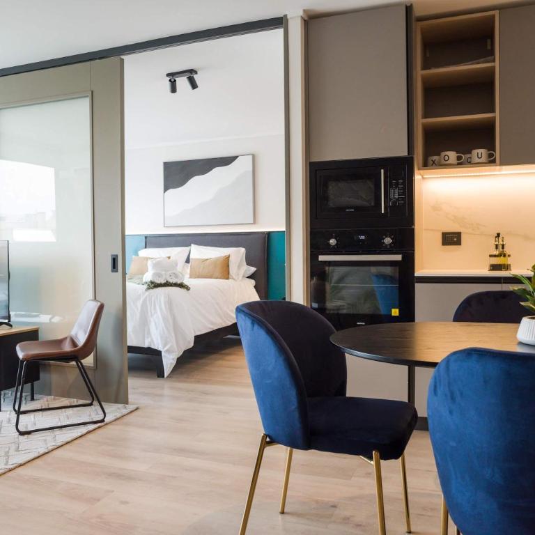 Las Condes 2BR Apt Pool & Views for 5 - Apartment - 6