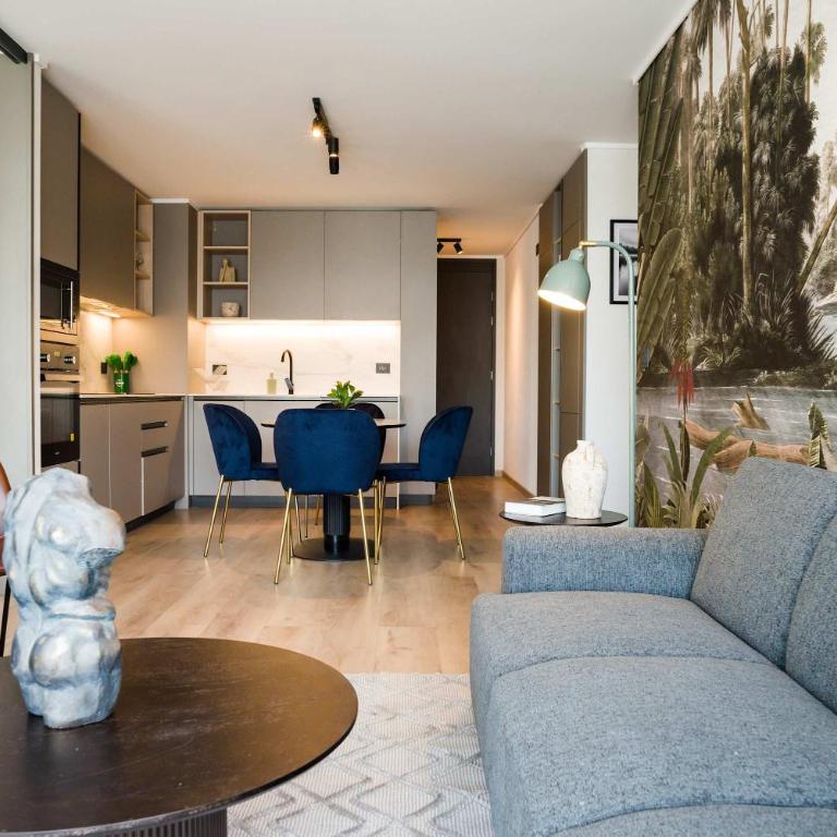 Las Condes 2BR Apt Pool & Views for 5 - Apartment - 61