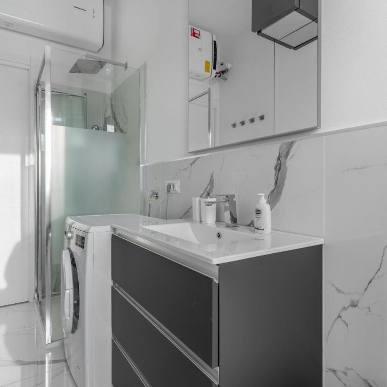 Cuore di Milano - Appartamento con 2 Camere da Letto - 12
