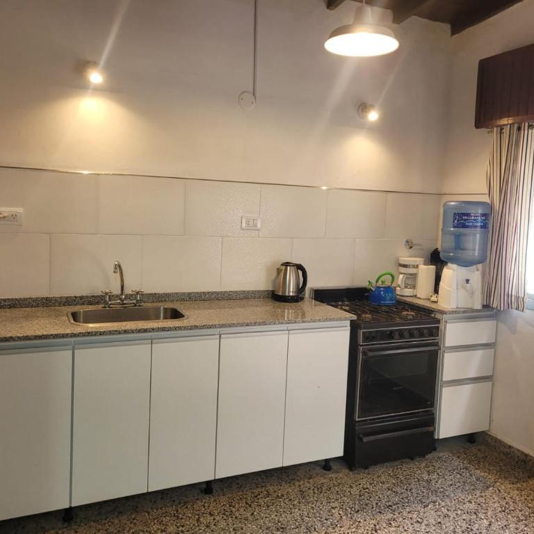 Casitagb - Two-Bedroom House - 1