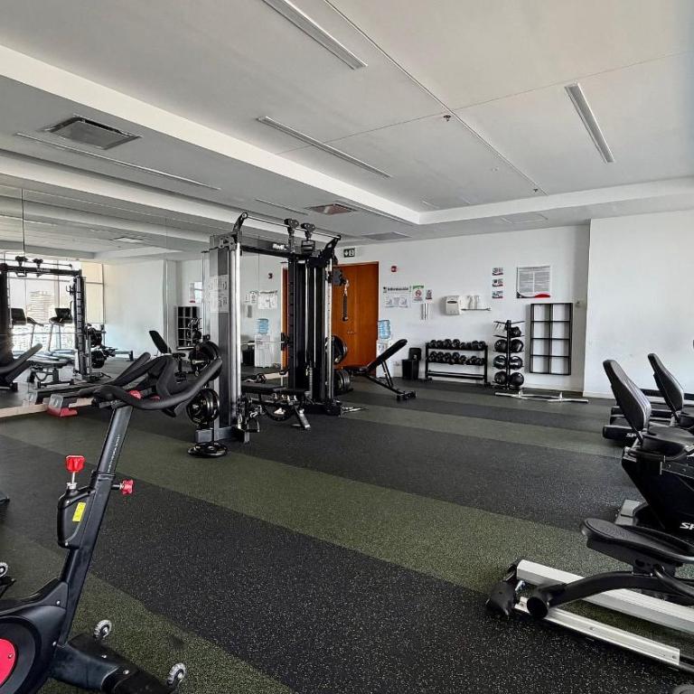 H2 Luxury 1 Bd Apt, 23rd Floor. Complementary maid - Apartment - 42