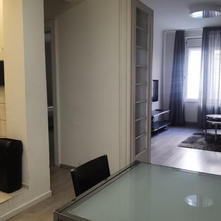 Two Bedroom Apartment Museum - Apartman sa 2 Spavaće Sobe - 12