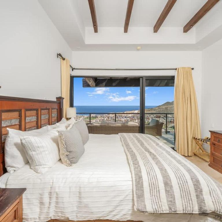 Quivira PH 3BR Premium Condo w Golf Cart - Apartamento - 3