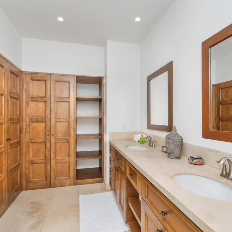 Quivira PH 3BR Premium Condo w Golf Cart - Apartamento - 16