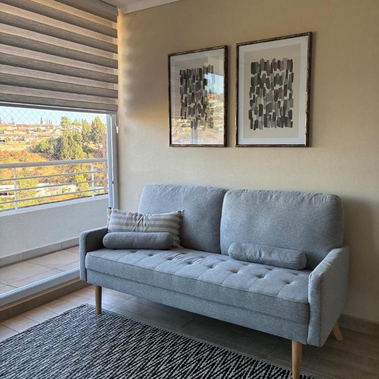 Moderno y central departamento en Viña del Mar - Two-Bedroom Apartment with Balcony - 3