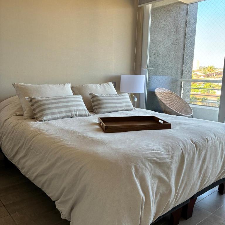 Moderno y central departamento en Viña del Mar - Two-Bedroom Apartment with Balcony - 2