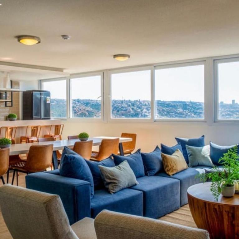 Moderno y central departamento en Viña del Mar - Two-Bedroom Apartment with Balcony - 12