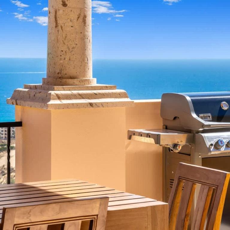 Unique Renovated Montecristo 3 BR Villa at Quivira - Villa - 34