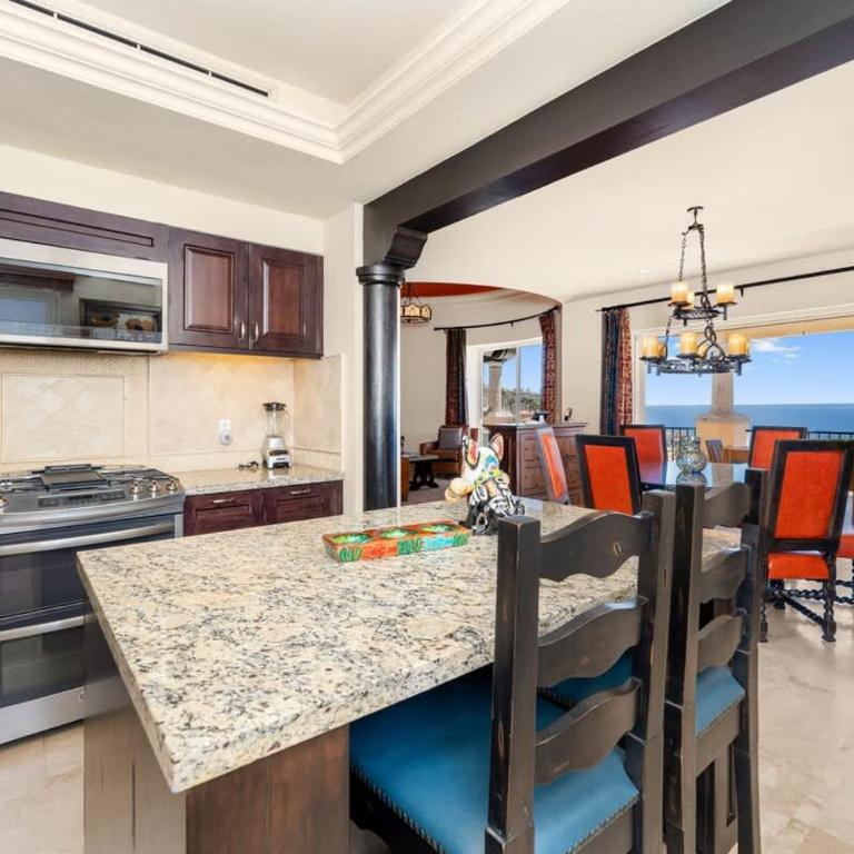 Unique Renovated Montecristo 3 BR Villa at Quivira - Villa - 42