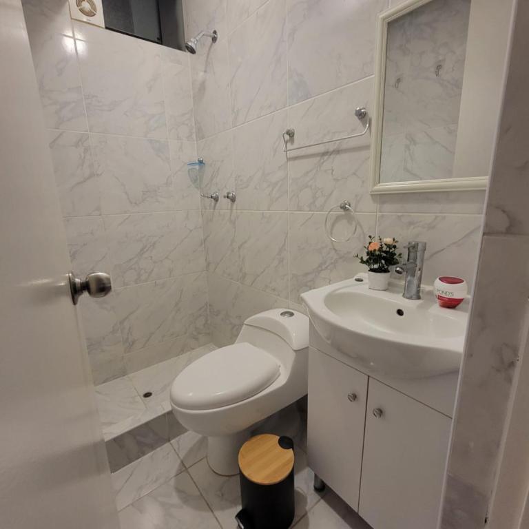 Apartamento Familiar Berlín - Miraflores - Two-Bedroom Apartment - 12