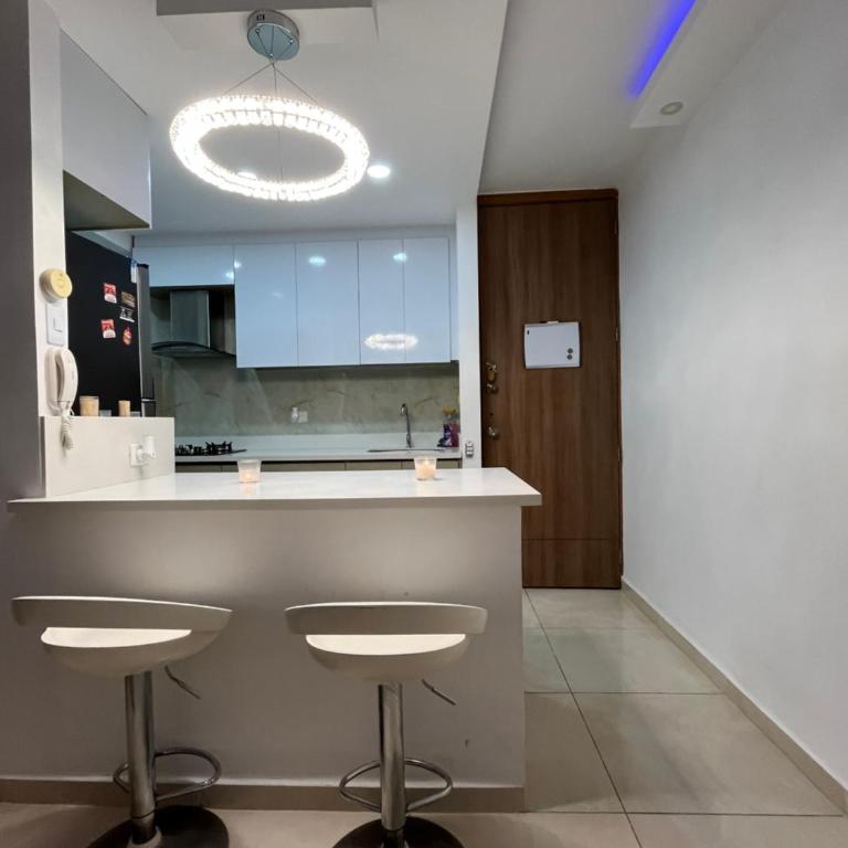 El encanto de Cartagena - Three-Bedroom Premium Apartment with Balcony - 23