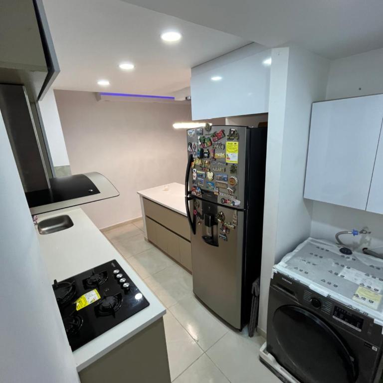 El encanto de Cartagena - Three-Bedroom Premium Apartment with Balcony - 21
