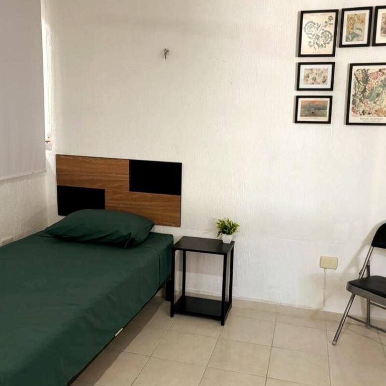 Elohim Airport House - Two-Bedroom House - 15