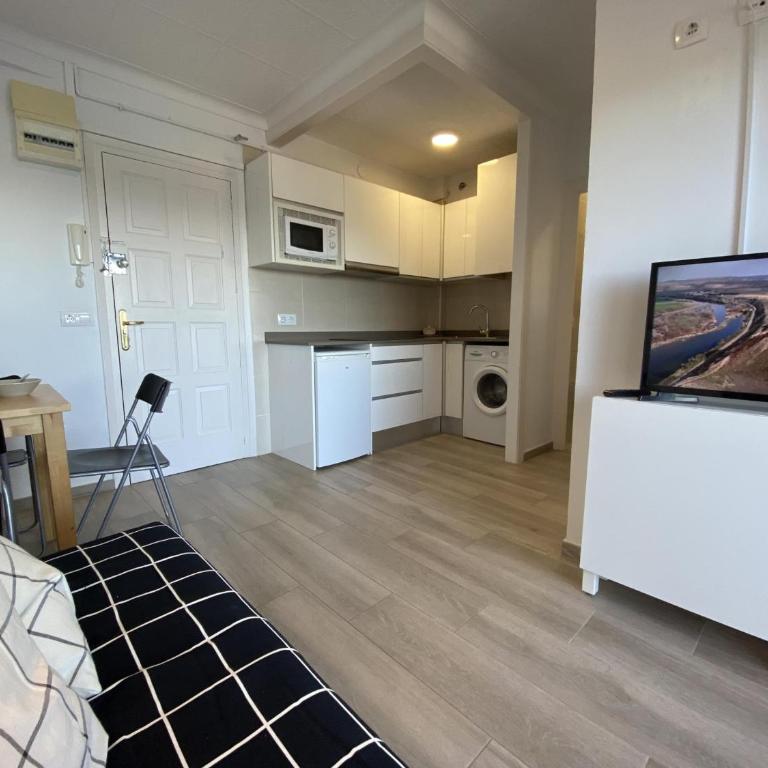 Hermoso apartamento en L'Escala, 1 habitación, terraza, cocina equipada, cerca de playas y comercios - HISP-7-37 - Appartement - 5