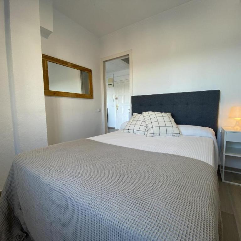 Hermoso apartamento en L'Escala, 1 habitación, terraza, cocina equipada, cerca de playas y comercios - HISP-7-37 - Appartement - 7