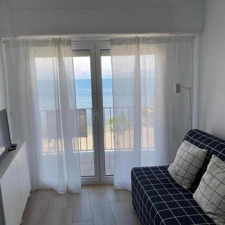 Hermoso apartamento en L'Escala, 1 habitación, terraza, cocina equipada, cerca de playas y comercios - HISP-7-37 - Appartement - 16