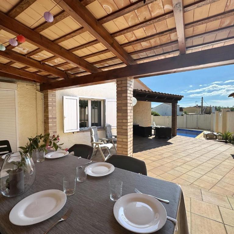 Casa familiar con piscina privada y terraza en L'Escala - HISP-7-76 - Villa - 8